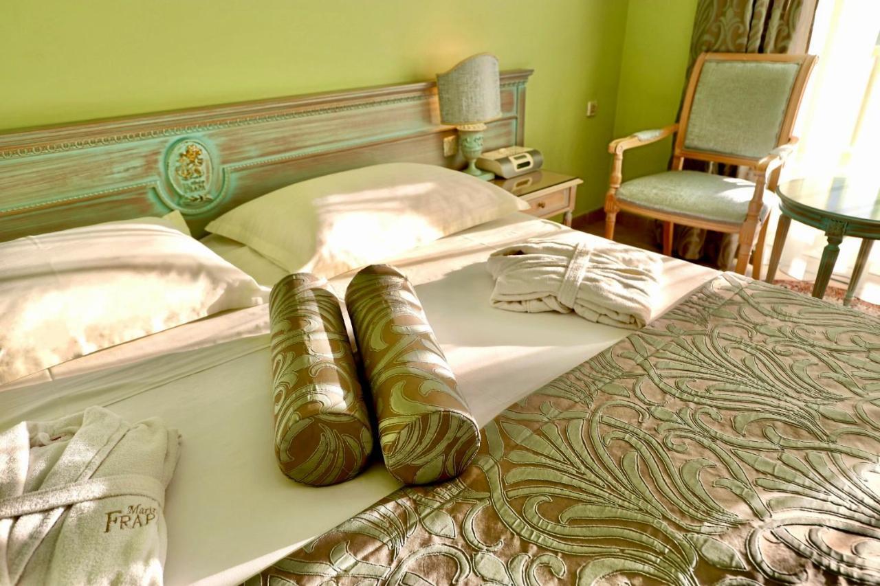 Marina Frapa Resort Rogoznica Eksteriør billede